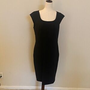 NWT Ann Taylor capped sleeve basic black dress with zip pockets